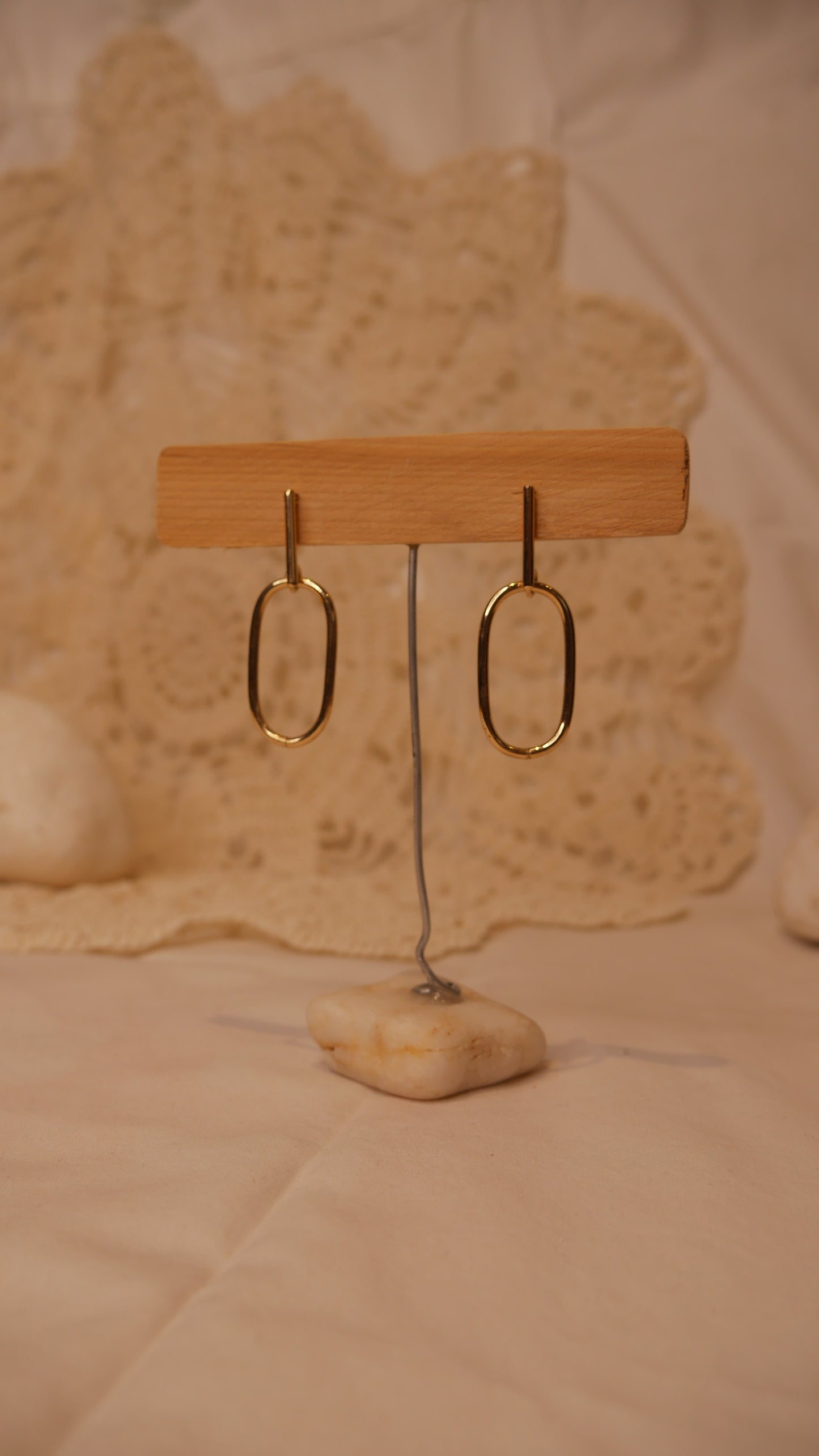 Boucle d'oreille moderne